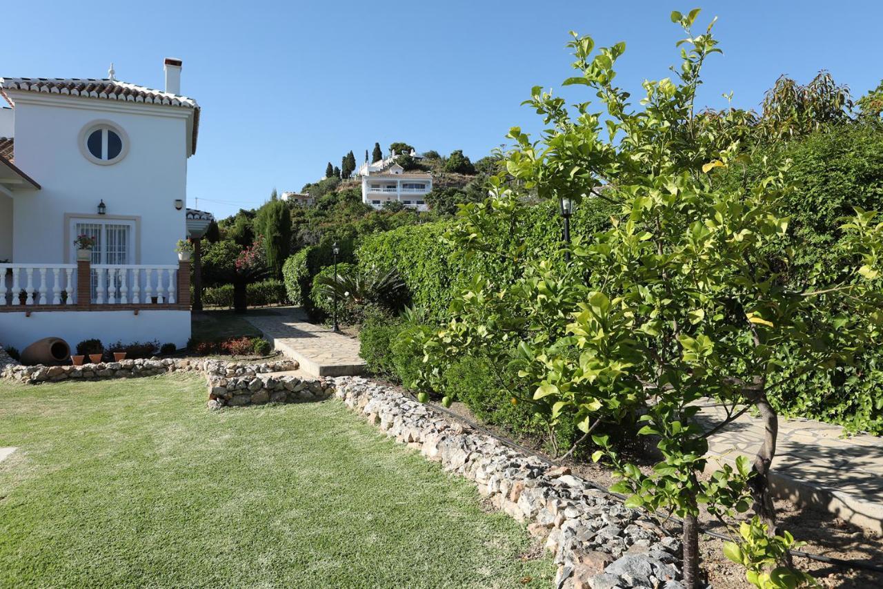 Villa Las Tinajas Luxury Nerja Dış mekan fotoğraf